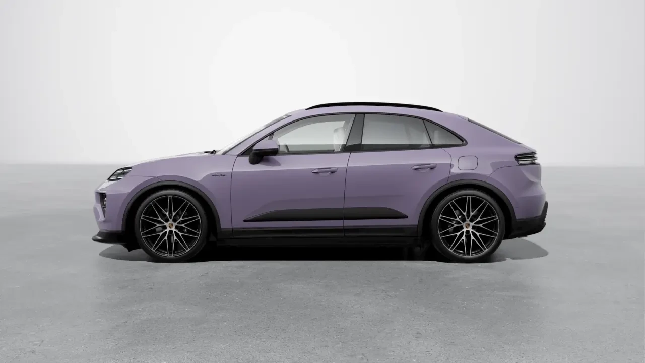 2026 Porsche Macan Electric - Image 16 of 30