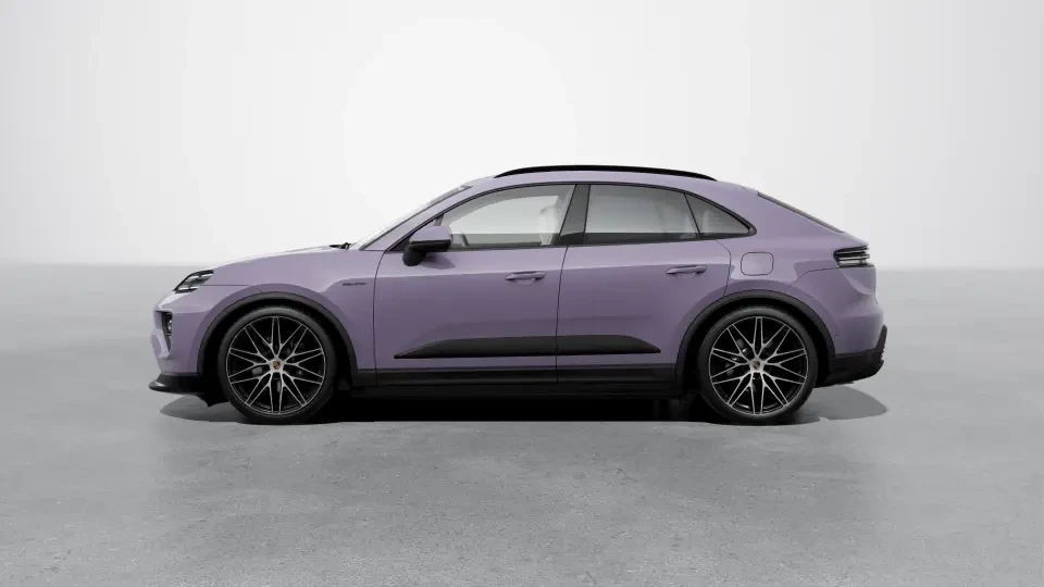 2026 Porsche Macan Electric - Image 15 of 30