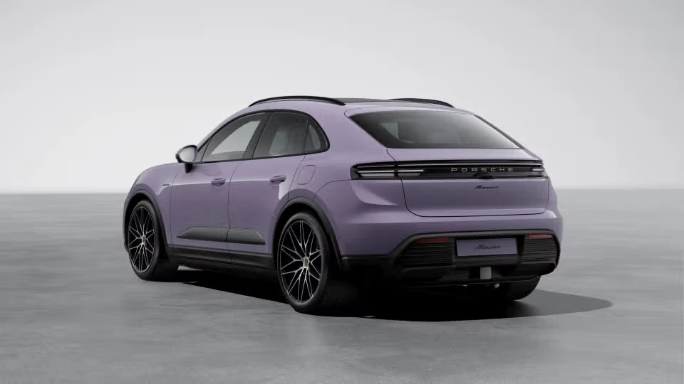 2026 Porsche Macan Electric - Image 19 of 30