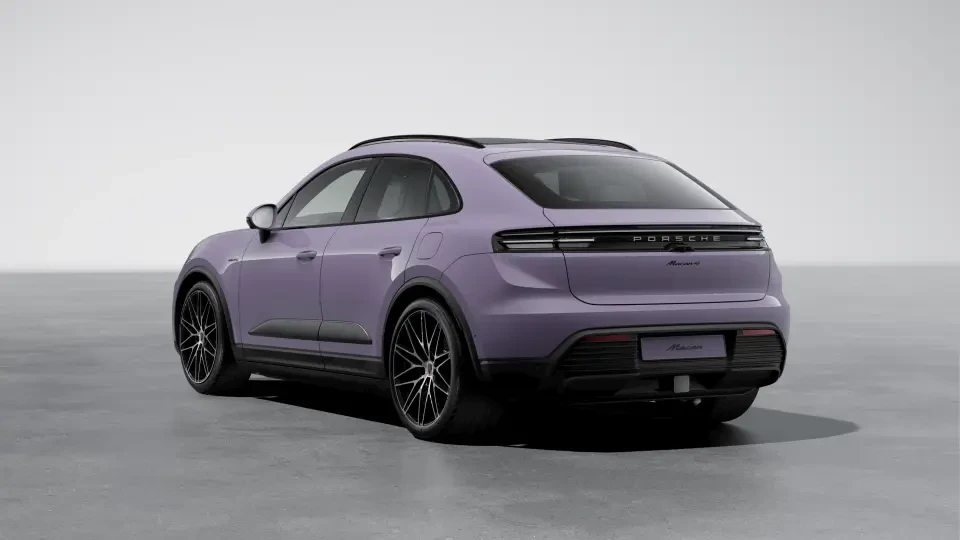 2026 Porsche Macan Electric - Image 23 of 30