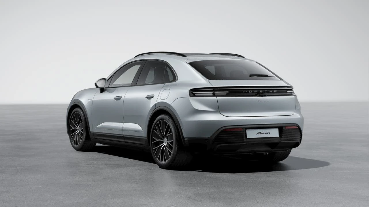 2026 Porsche Macan Electric - Image 3 of 10