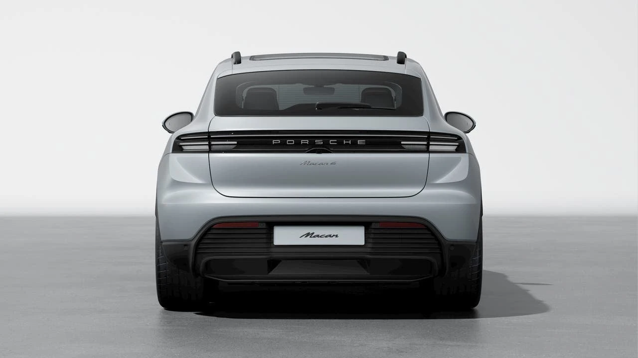 2026 Porsche Macan Electric - Image 7 of 10