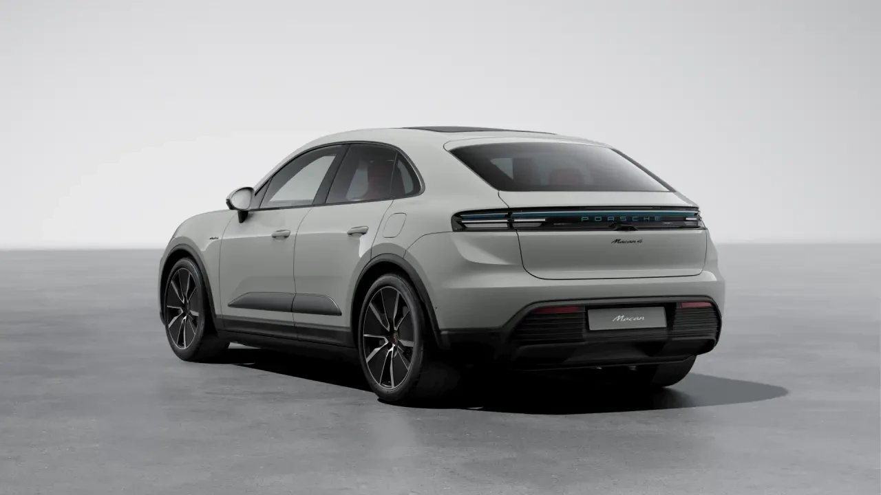 2026 Porsche Macan Electric - Image 24 of 30