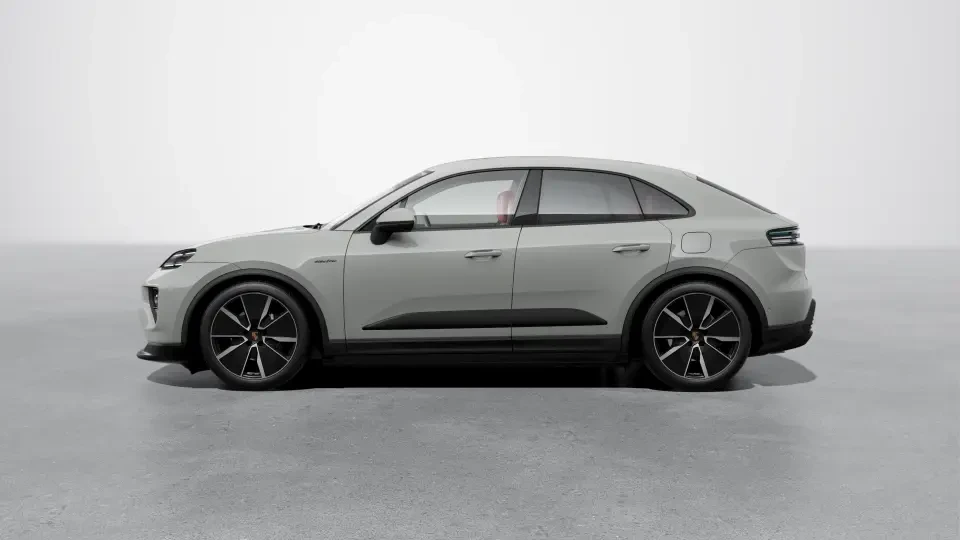2026 Porsche Macan Electric - Image 15 of 30