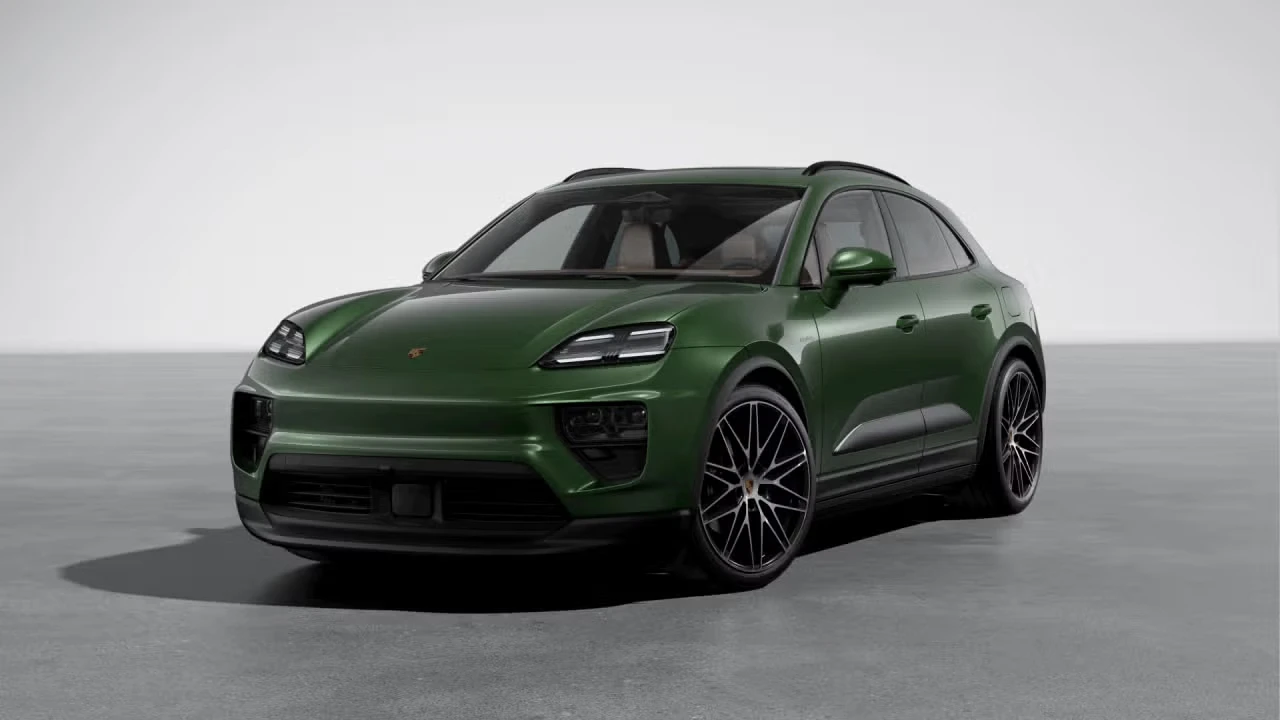 2026 Porsche Macan Electric - Image 4 of 30