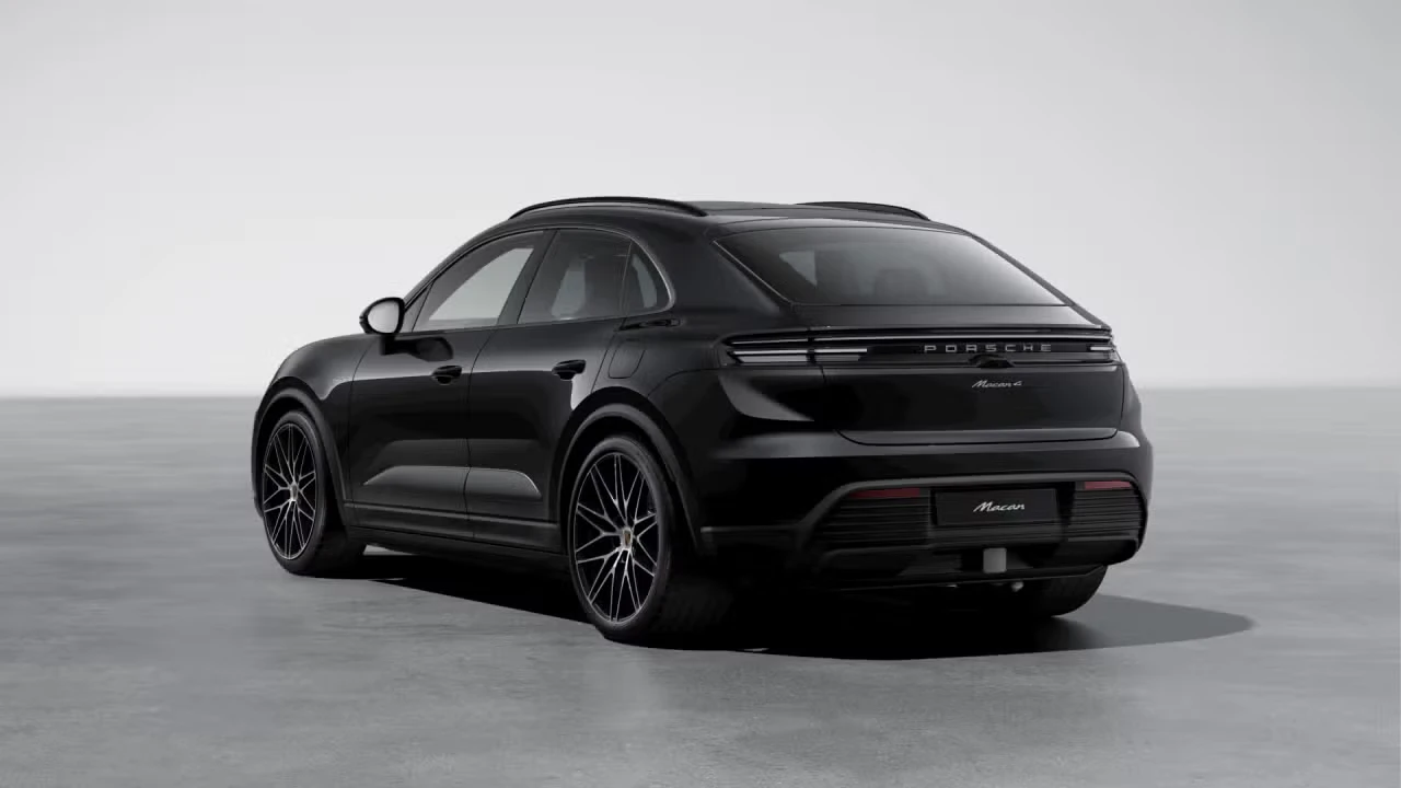 2026 Porsche Macan Electric - Image 20 of 31