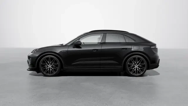 2026 Porsche Macan Electric - Image 14 of 31