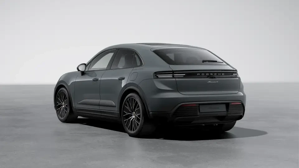 2026 Porsche Macan Electric - Image 23 of 31