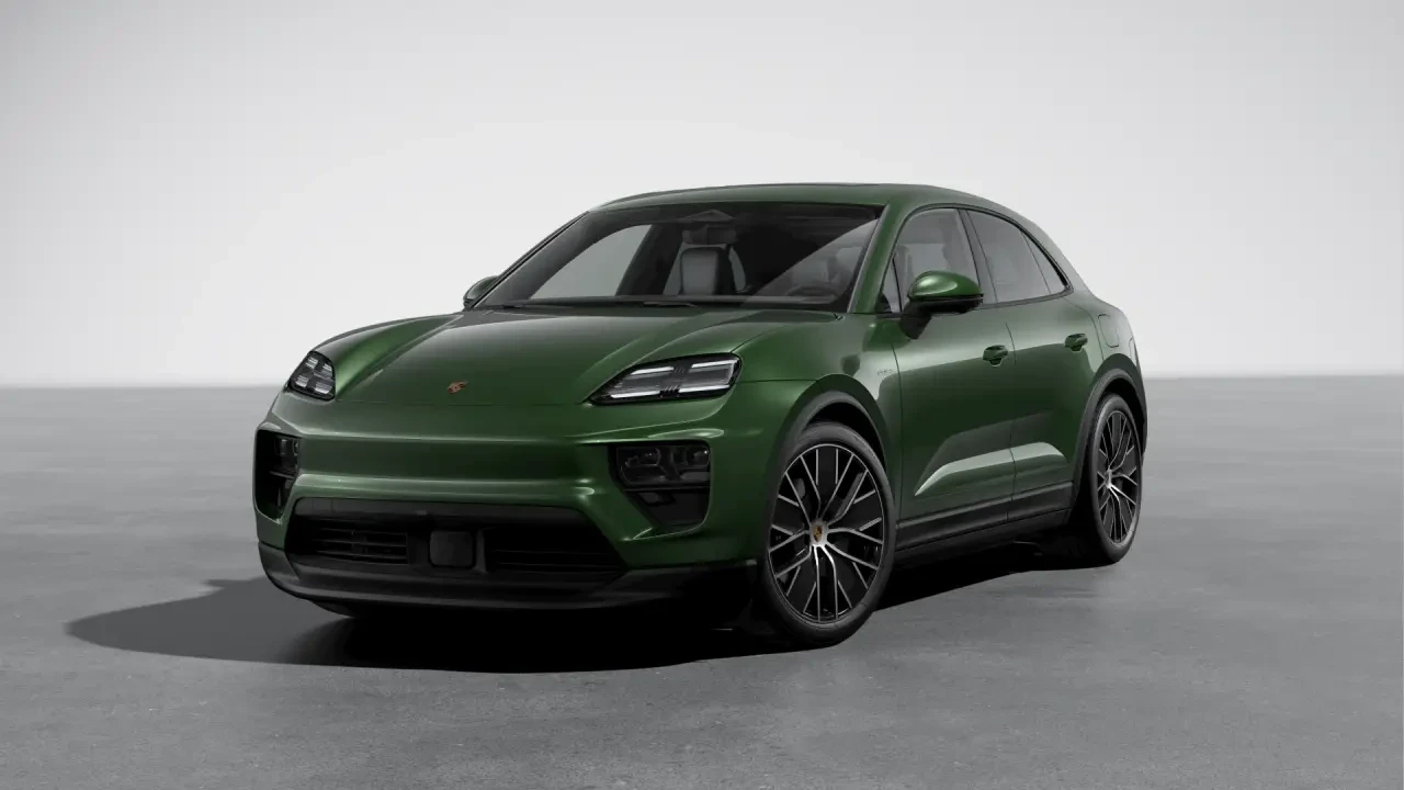 2026 Porsche Macan - Image 8 of 31