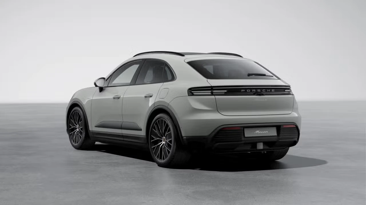 2026 Porsche Macan Electric - Image 20 of 31