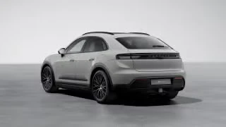 2026 Porsche Macan Electric - Image 17 of 31