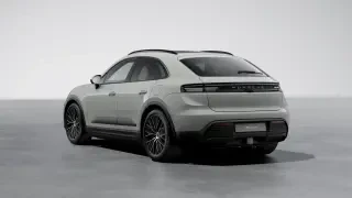 2026 Porsche Macan Electric - Image 21 of 31
