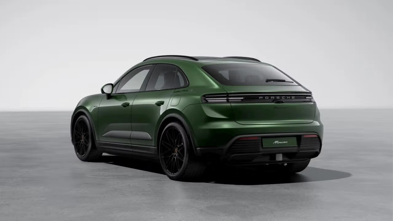 2026 Porsche Macan Electric - Image 20 of 30