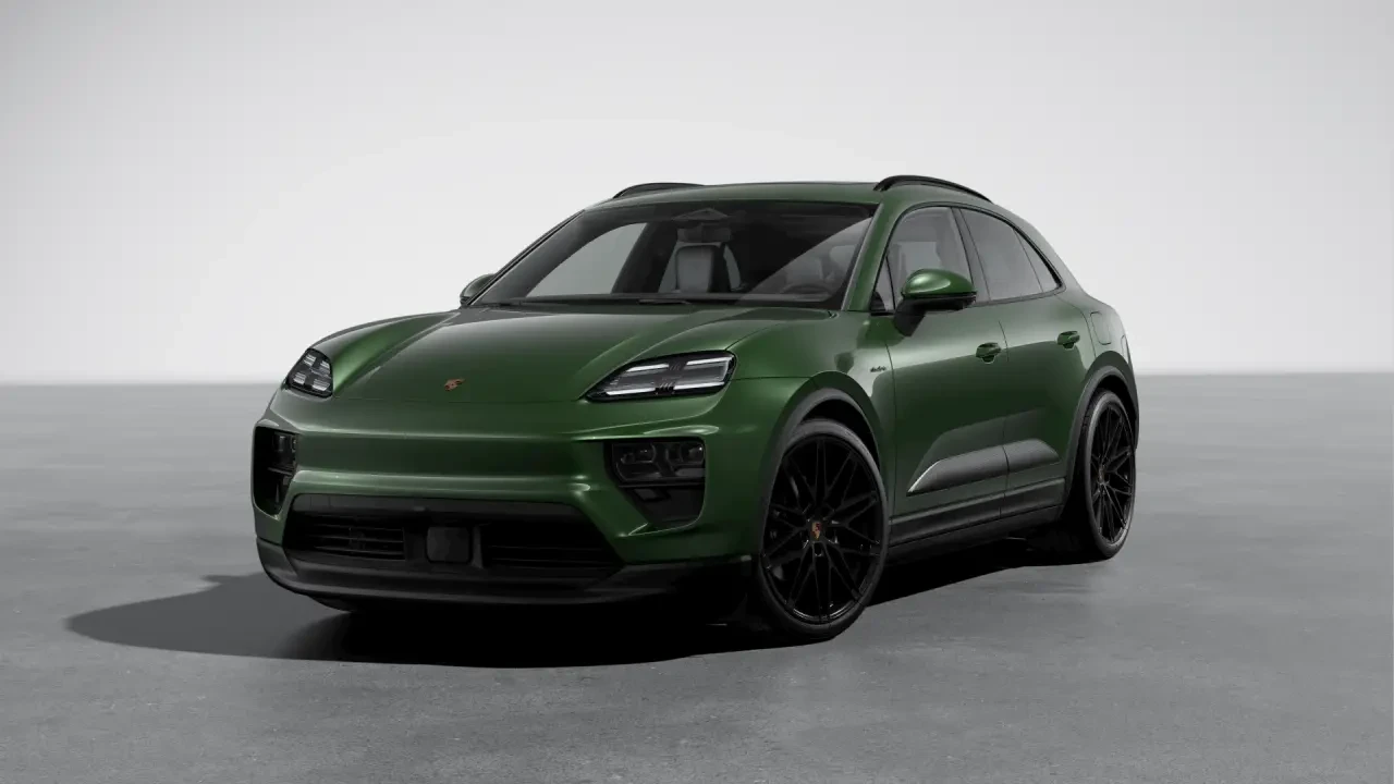2026 Porsche Macan Electric - Image 8 of 30