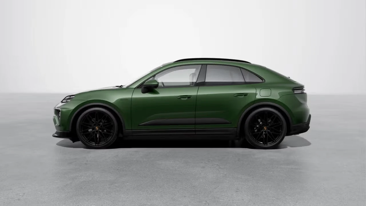 2026 Porsche Macan Electric - Image 12 of 30