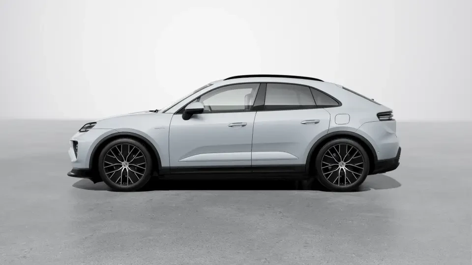 2026 Porsche Macan Electric - Image 15 of 30