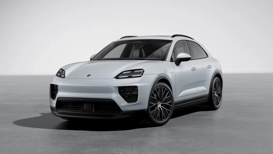 2026 Porsche Macan Electric - Image 3 of 30