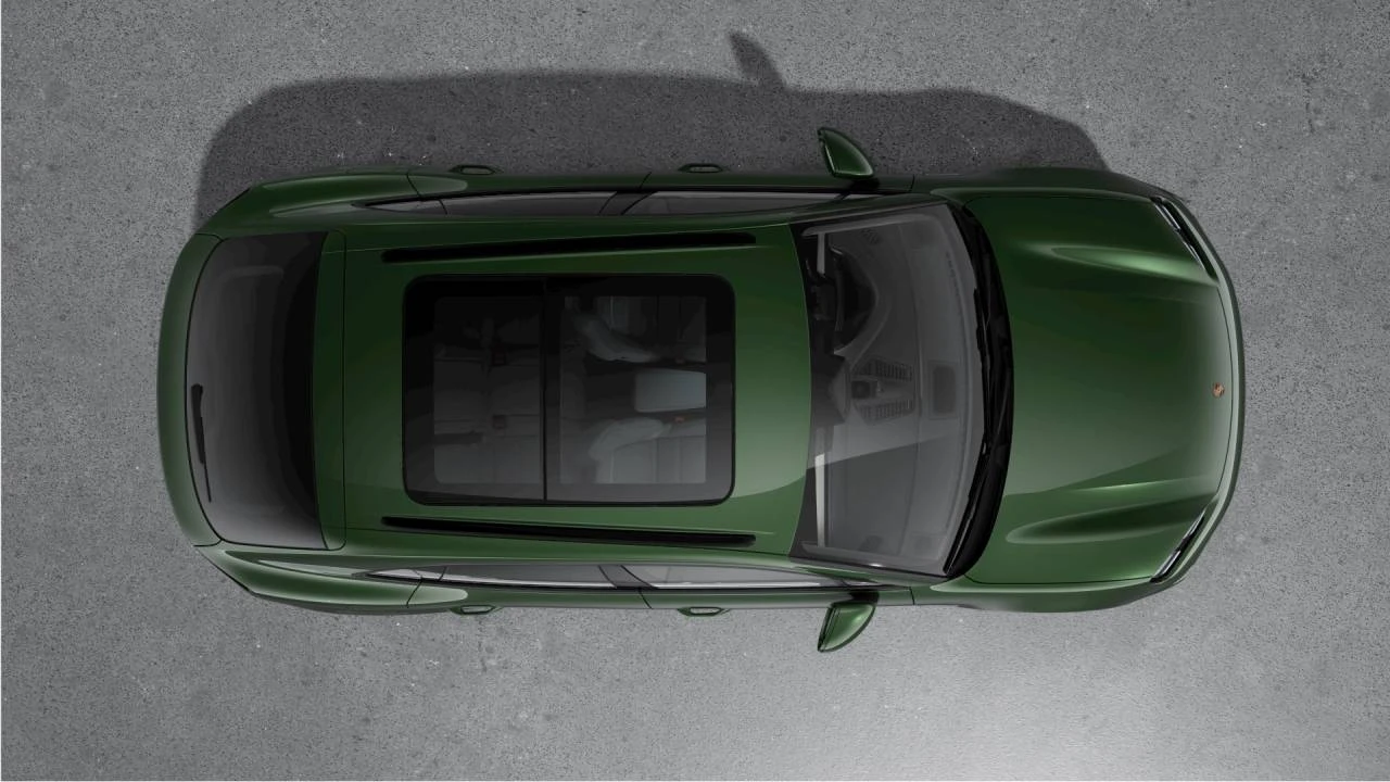 2026 Porsche Macan Electric - Image 5 of 10