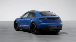 2026 Porsche Macan Electric - Image 17 of 31