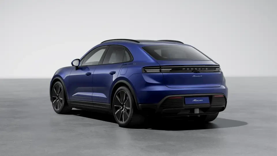 2026 Porsche Macan Electric - Image 23 of 30