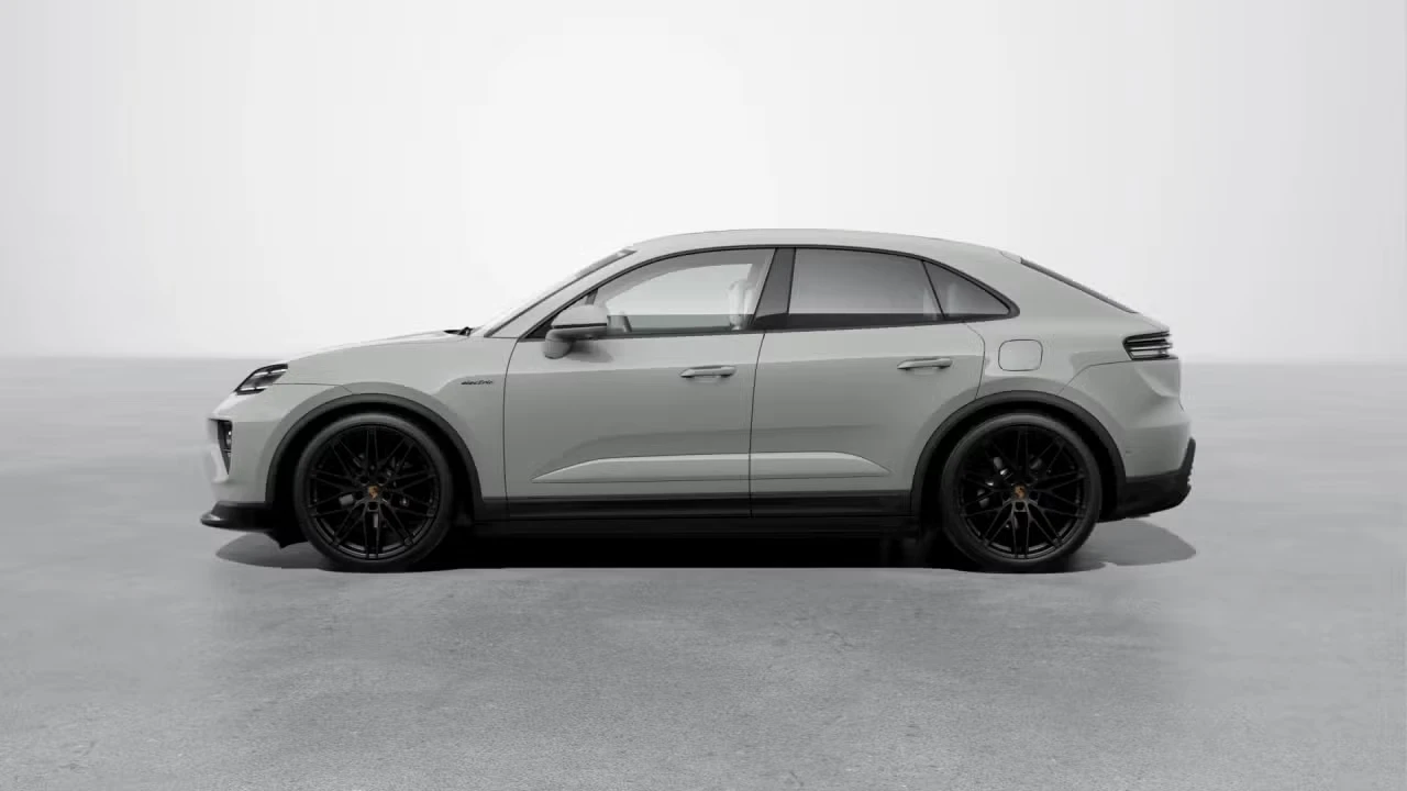 2026 Porsche Macan Electric - Image 12 of 30