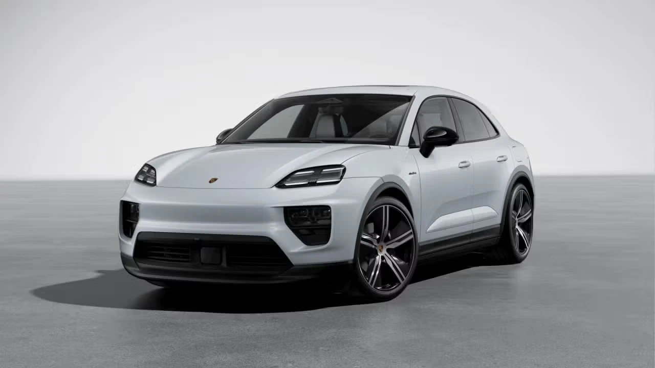 2026 Porsche Macan - Image 4 of 30