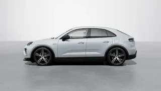 2026 Porsche Macan - Image 13 of 30