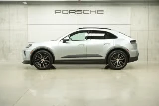 2026 Porsche Macan Electric - Image 9 of 31