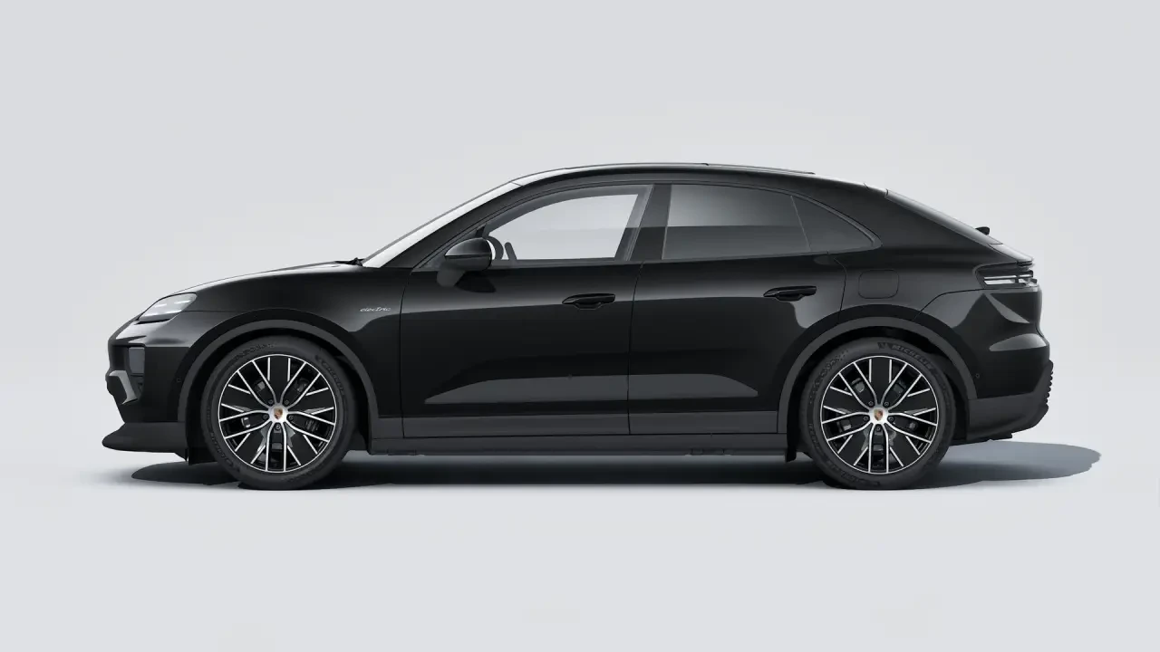 2026 Porsche Macan - Image 16 of 31