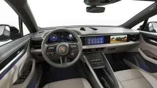 2026 Porsche Macan - Image 29 of 31