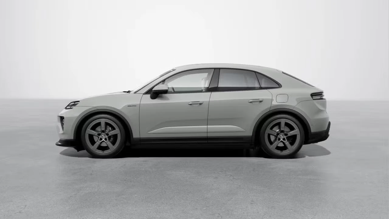 2026 Porsche Macan Electric - Image 12 of 30
