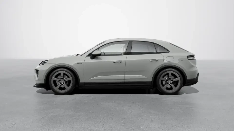 2026 Porsche Macan Electric - Image 15 of 30