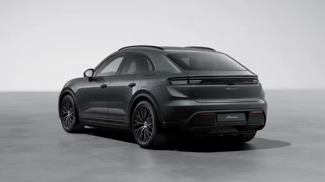 2026 Porsche Macan Electric - Image 18 of 30