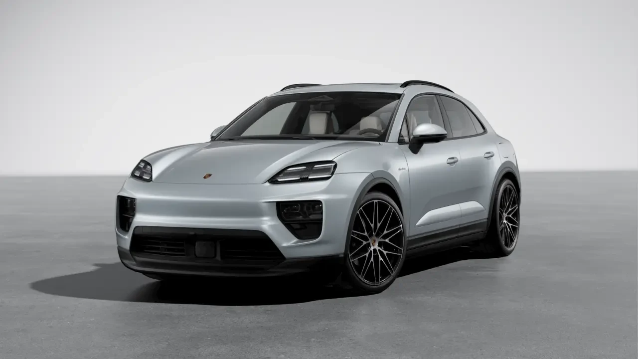 2026 Porsche Macan Electric - Image 8 of 30