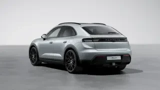 2026 Porsche Macan Electric - Image 21 of 30