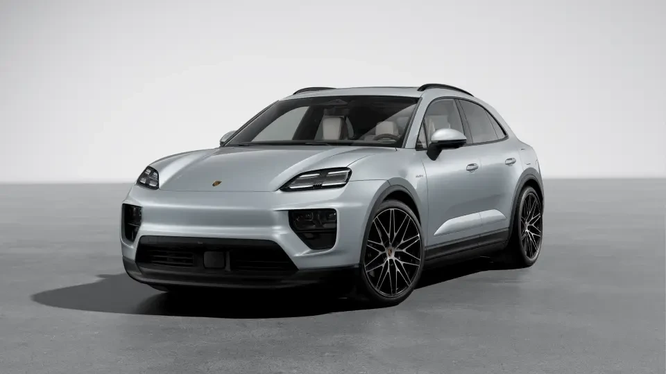 2026 Porsche Macan Electric - Image 7 of 30