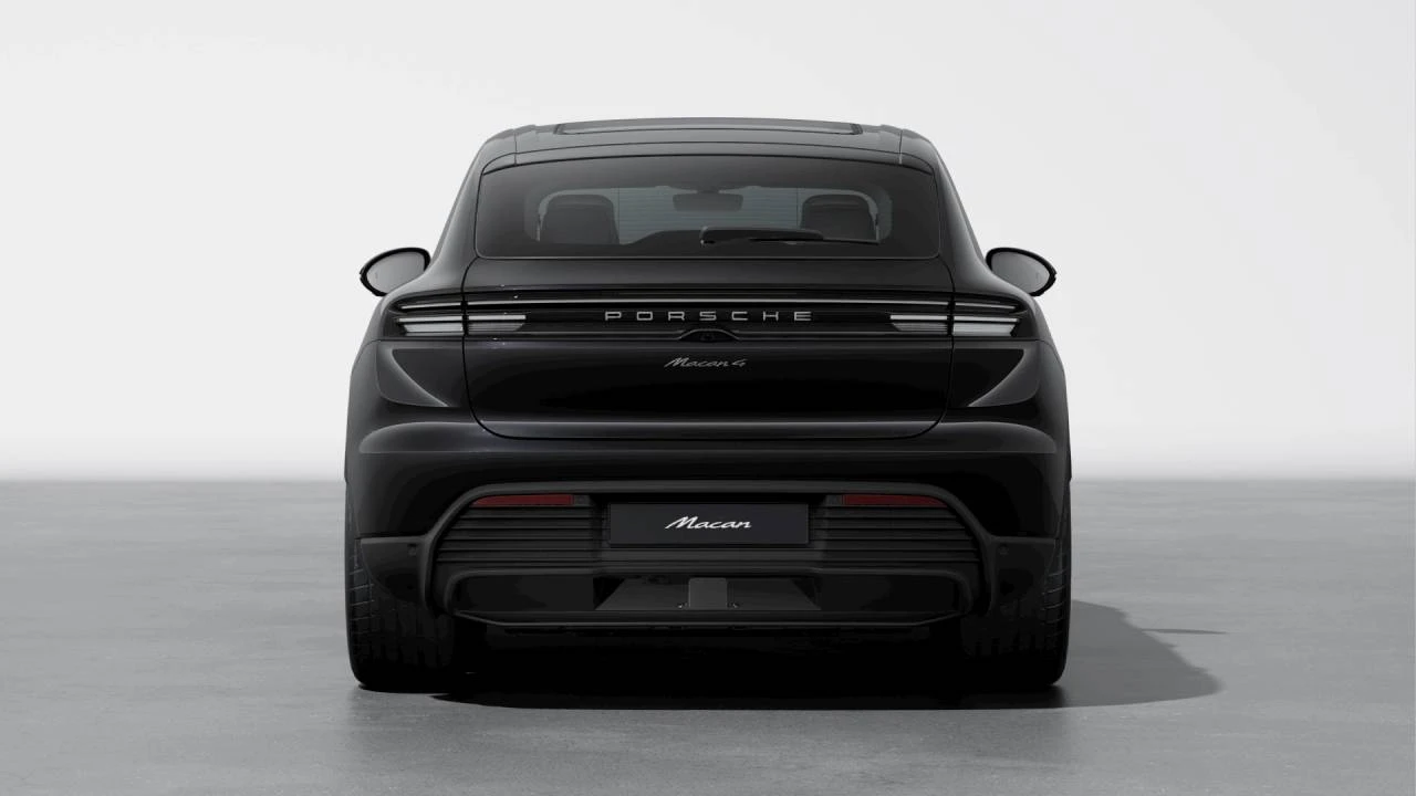 2026 Porsche Macan Electric - Image 7 of 10