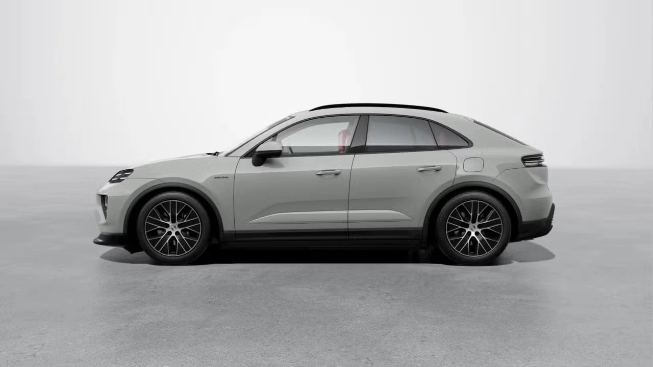 2026 Porsche Macan Electric - Image 12 of 31