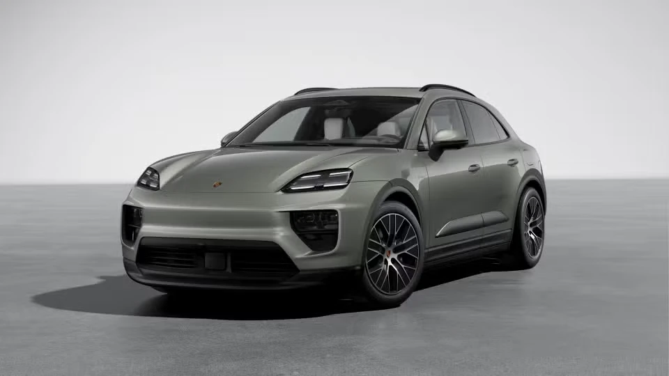 2026 Porsche Macan Electric - Image 3 of 31
