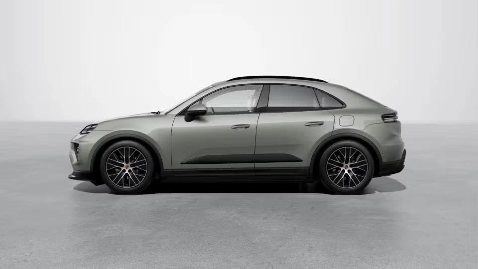 2026 Porsche Macan Electric - Image 11 of 31