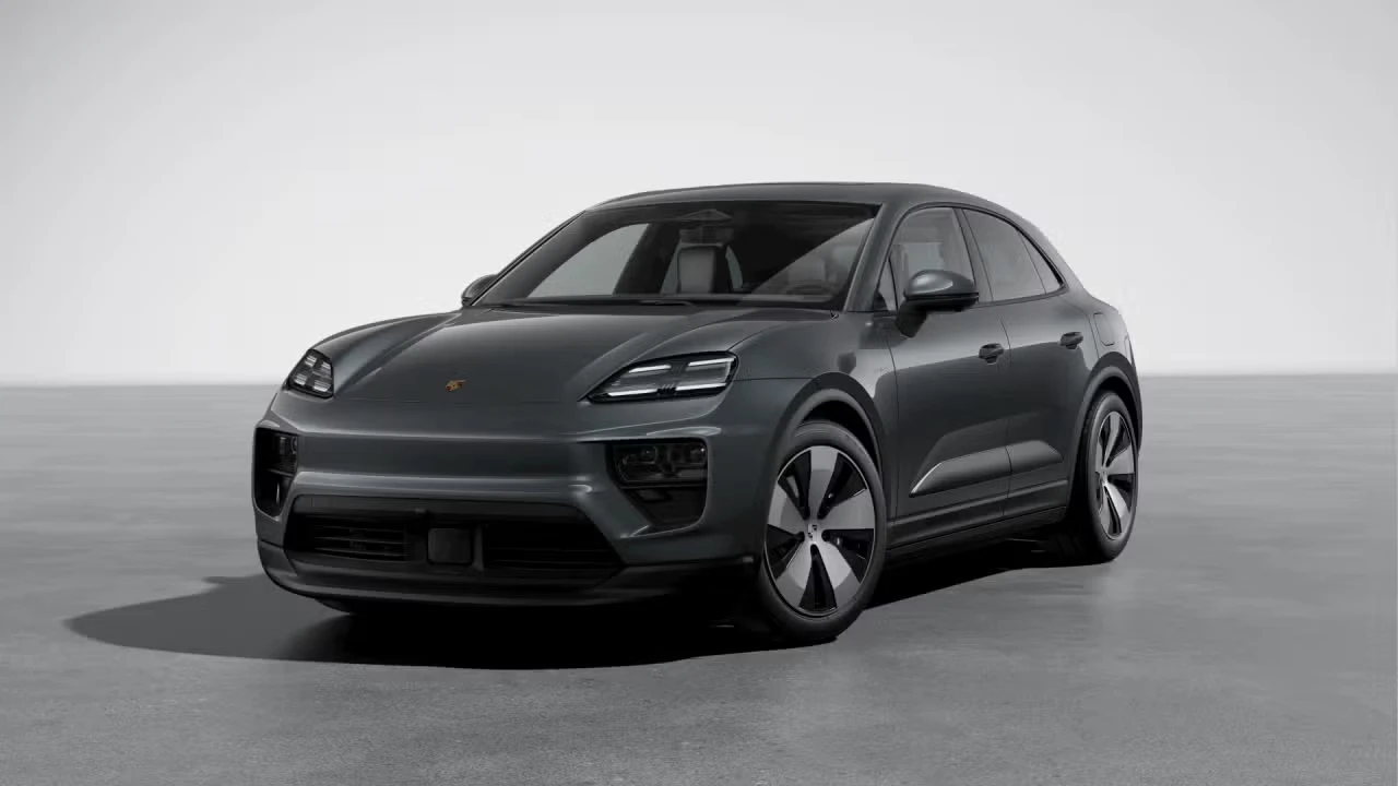 2026 Porsche Macan Electric - Image 4 of 31
