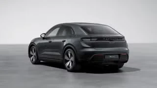 2026 Porsche Macan Electric - Image 17 of 31