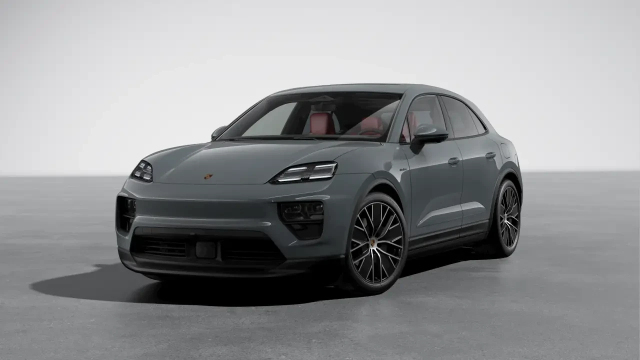 2026 Porsche Macan Electric - Image 8 of 31