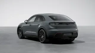 2026 Porsche Macan Electric - Image 21 of 31