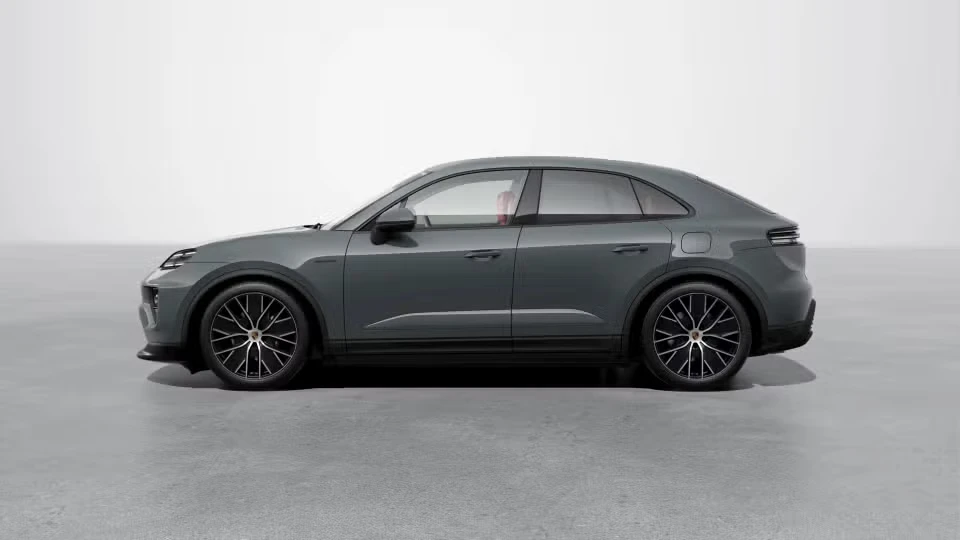 2026 Porsche Macan Electric - Image 11 of 31