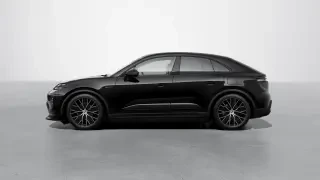 2026 Porsche Macan Electric - Image 13 of 30