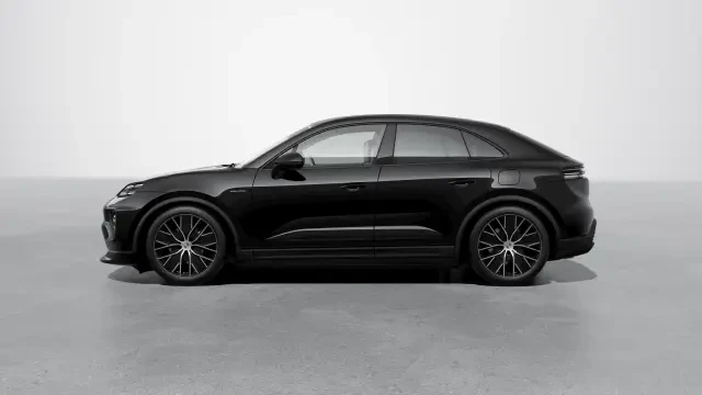 2026 Porsche Macan Electric - Image 14 of 30