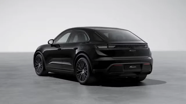 2026 Porsche Macan Electric - Image 18 of 30