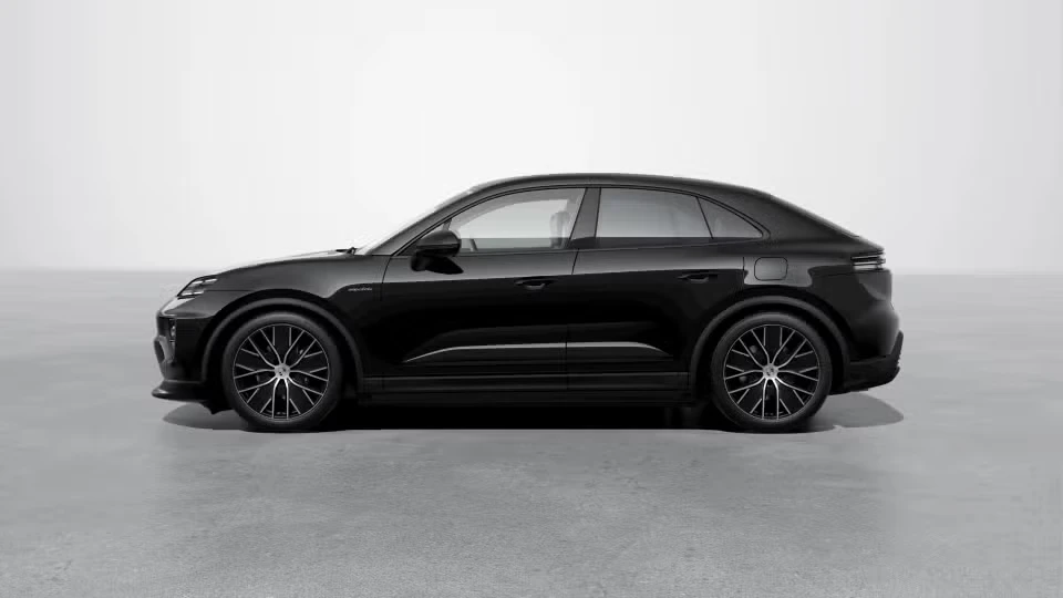2026 Porsche Macan Electric - Image 11 of 30