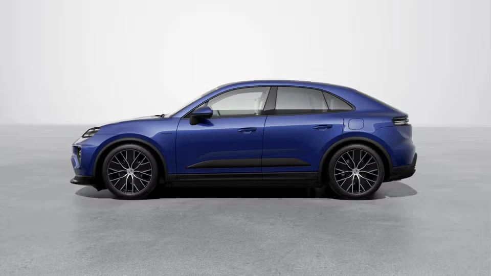 2026 Porsche Macan Electric - Image 11 of 30
